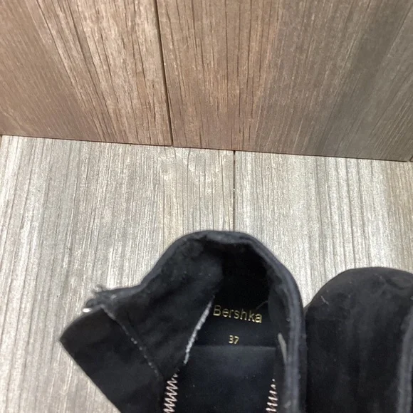 Bershka Booties Heeled Ankle Boots Zippered SIZE 6.5 Faux Suede Black Women’s - Picture 11 of 16